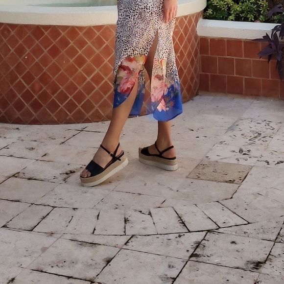 EUC Miu Miu Authentic Platform B&W Sandals w buckle strap - Picture 2 of 6